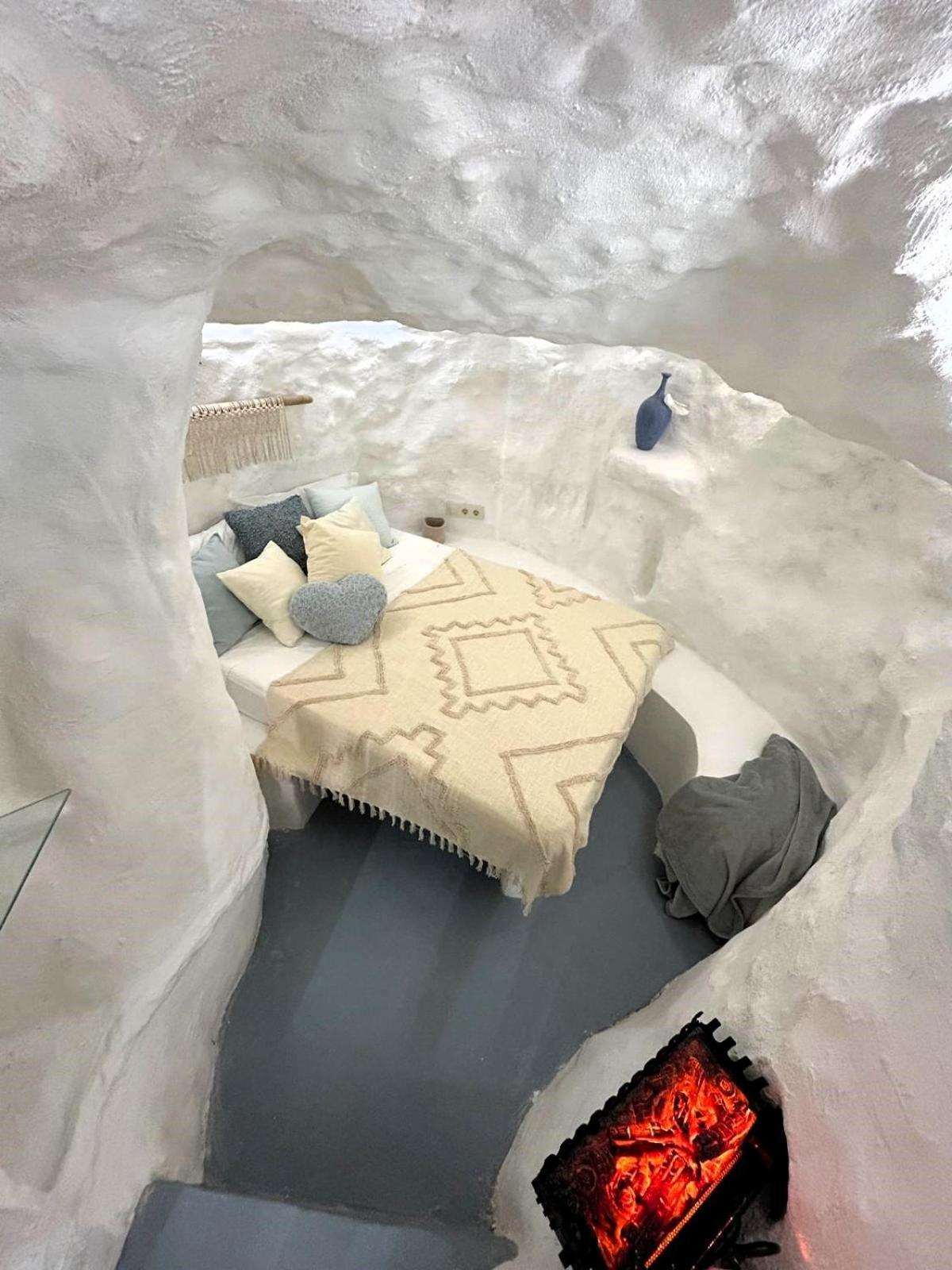 Apartamento La Cueva Blanca Alcala del Jucar Exterior foto